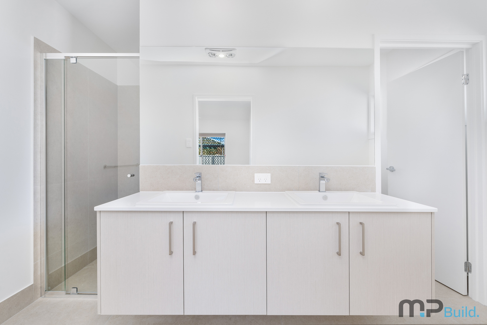 12 Mataranka Circuit, NIKENBAH, QLD 4655 AUS