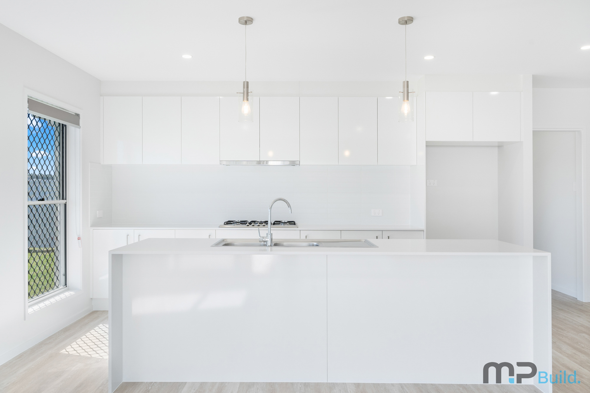 12 Mataranka Circuit, NIKENBAH, QLD 4655 AUS