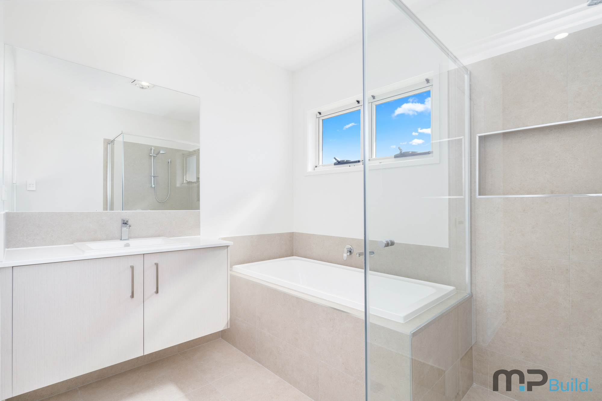 12 Mataranka Circuit, NIKENBAH, QLD 4655 AUS