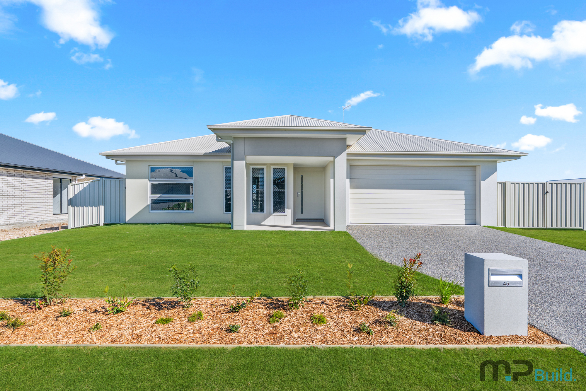 45 Mataranka Circuit, NIKENBAH, QLD 4655 AUS